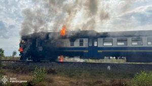 У Рівненській області сталася пожежа в потязі (ФОТО)