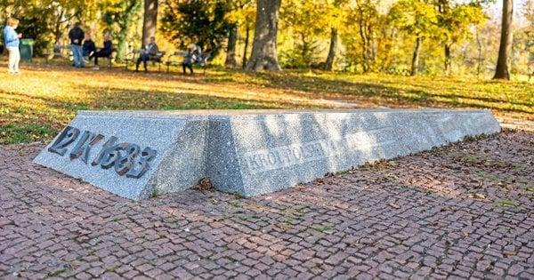 В австрійській столиці Відні вирішили не встановлювати пам'ятник Яну III Собеському, щоб уникнути можливих проявів ісламофобії.